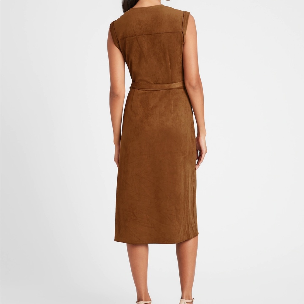 Banana republic vegan suede wrap dress in green. Size 6. NWT - Picture 3 of 7